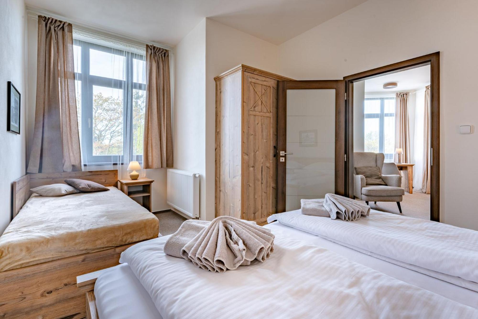 Hotel Svycarsky Dum Sneznik Room photo